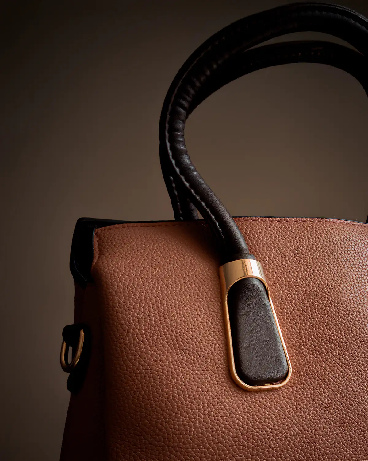 Leather handbag detail